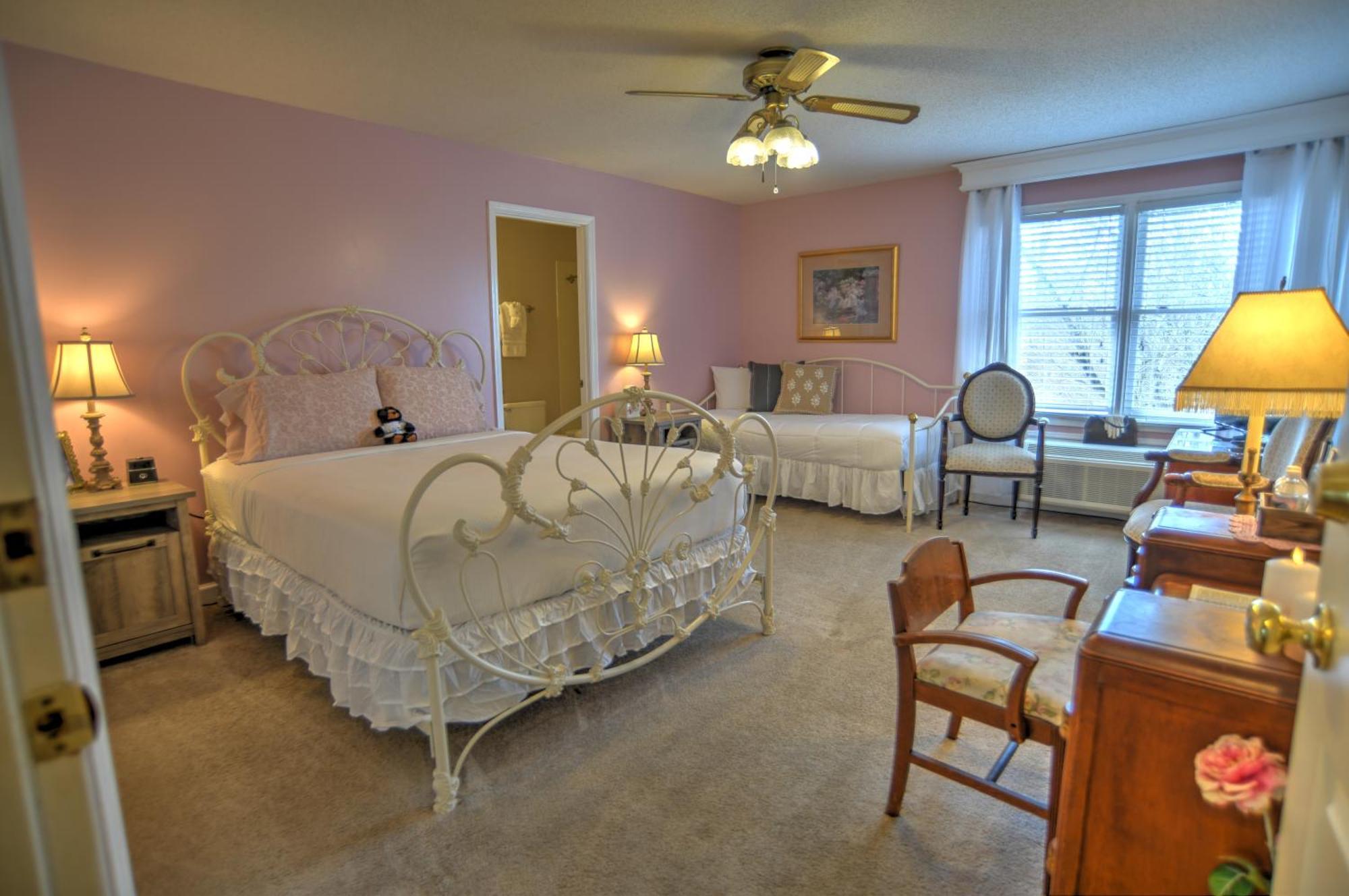 Blue Mountain Mist Country Inn Sevierville Eksteriør billede