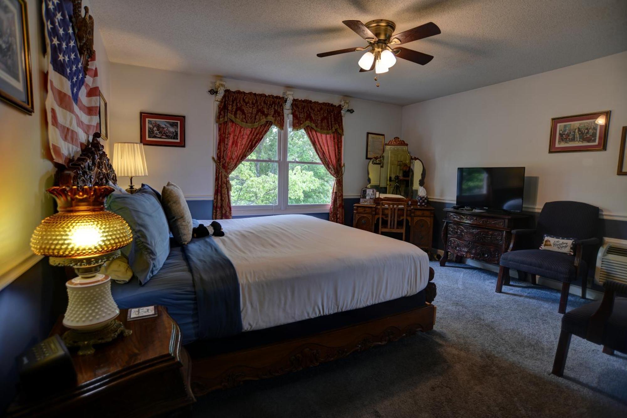 Blue Mountain Mist Country Inn Sevierville Eksteriør billede