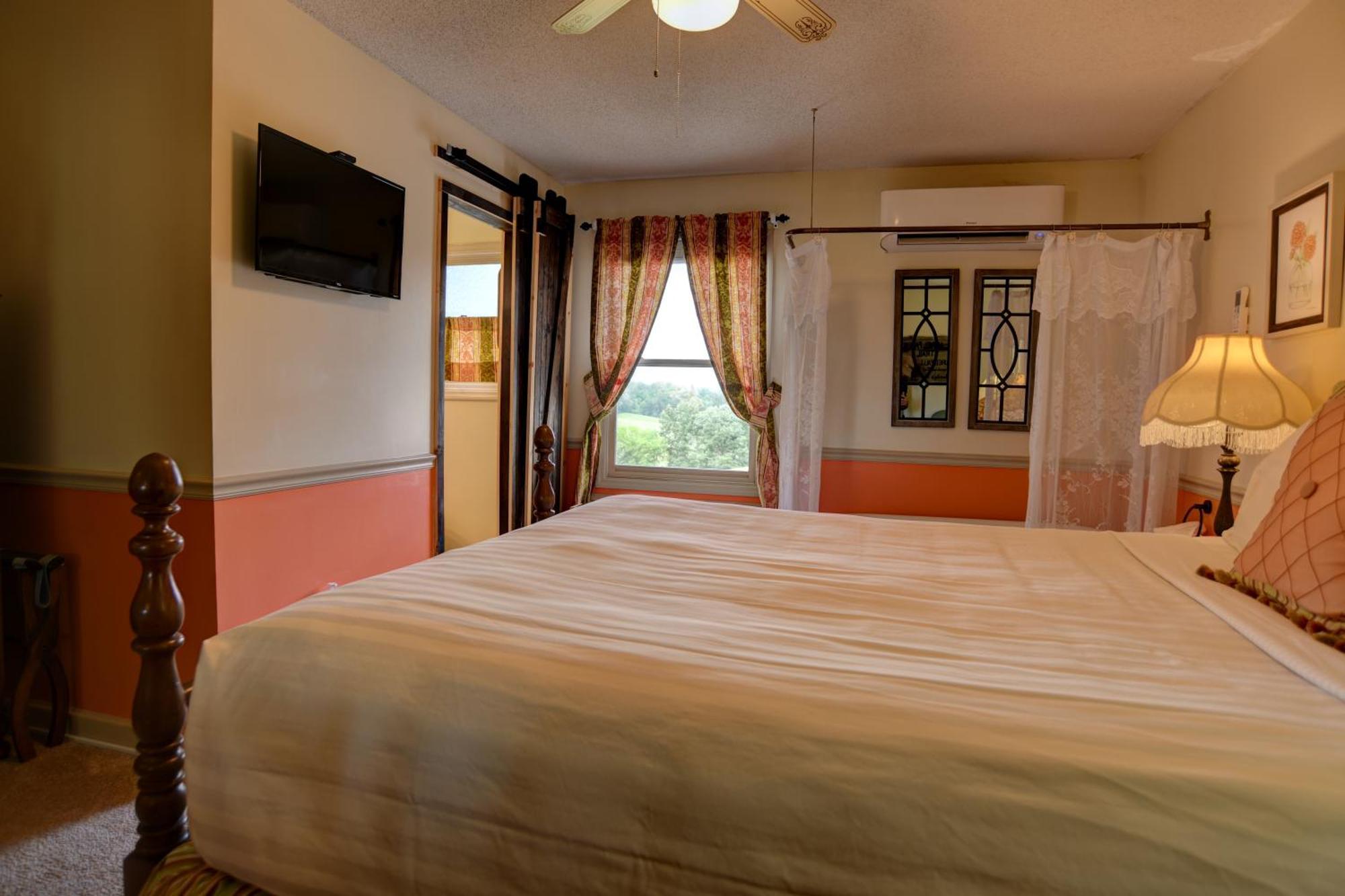 Blue Mountain Mist Country Inn Sevierville Værelse billede