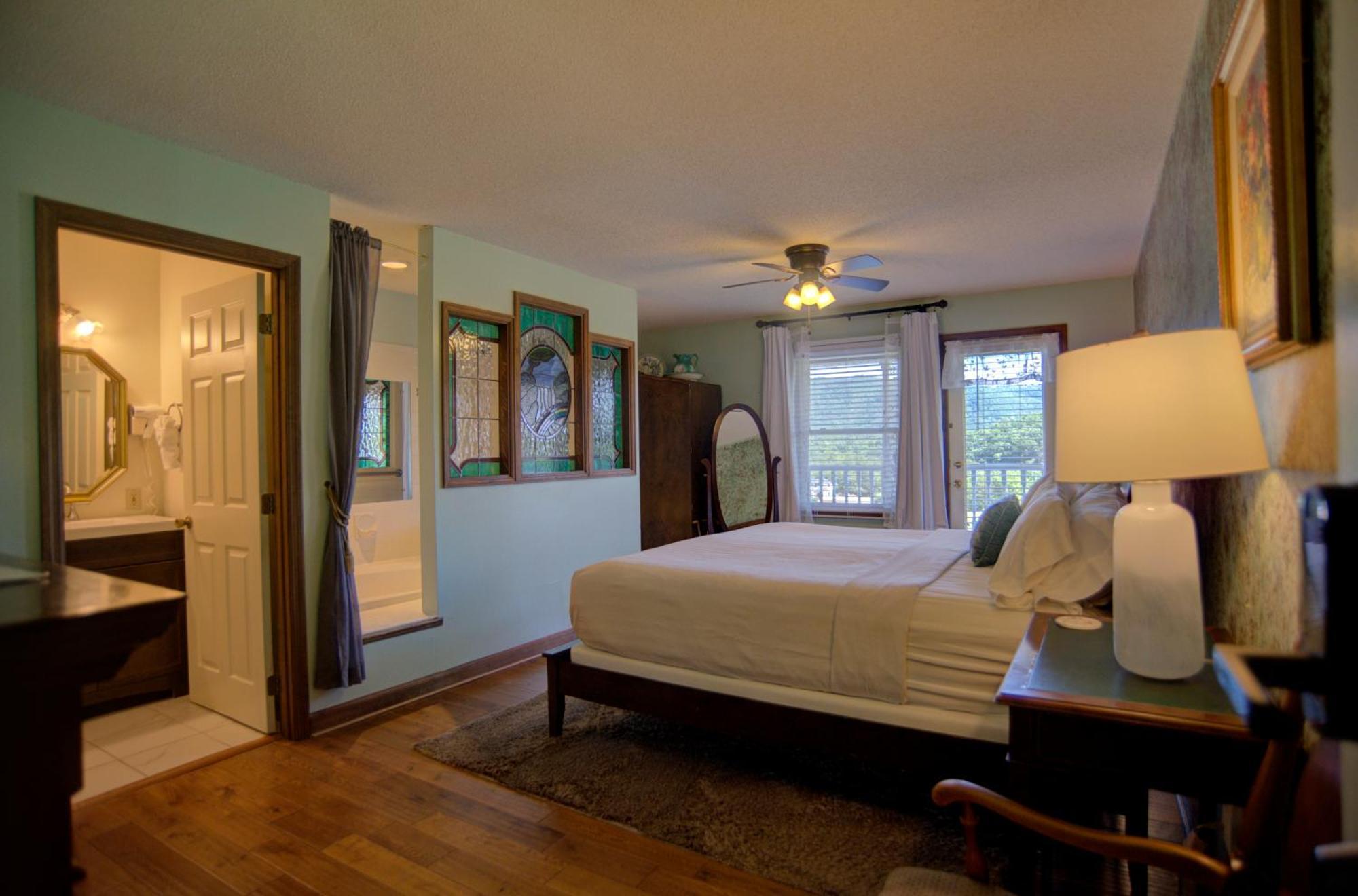 Blue Mountain Mist Country Inn Sevierville Eksteriør billede