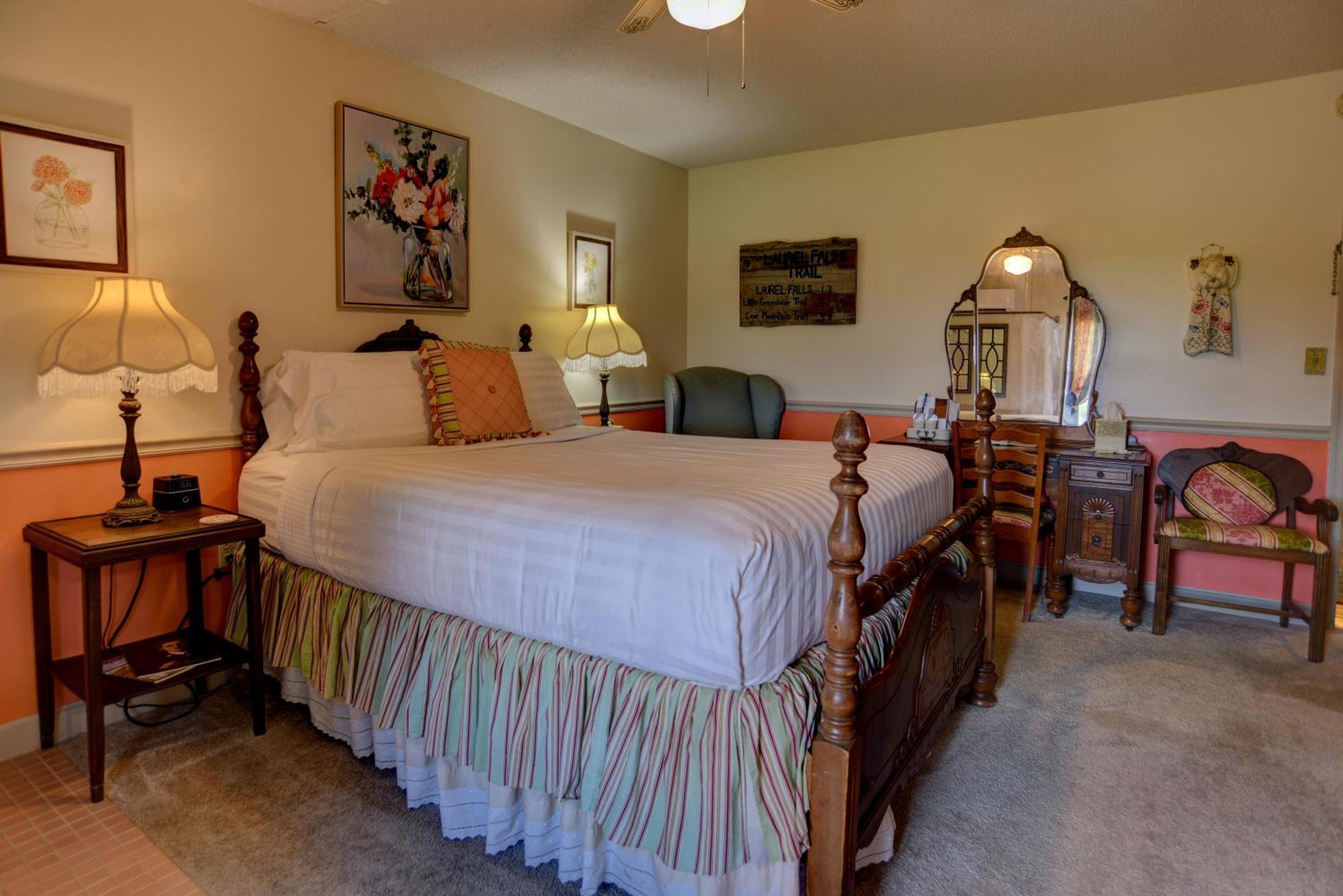 Blue Mountain Mist Country Inn Sevierville Eksteriør billede