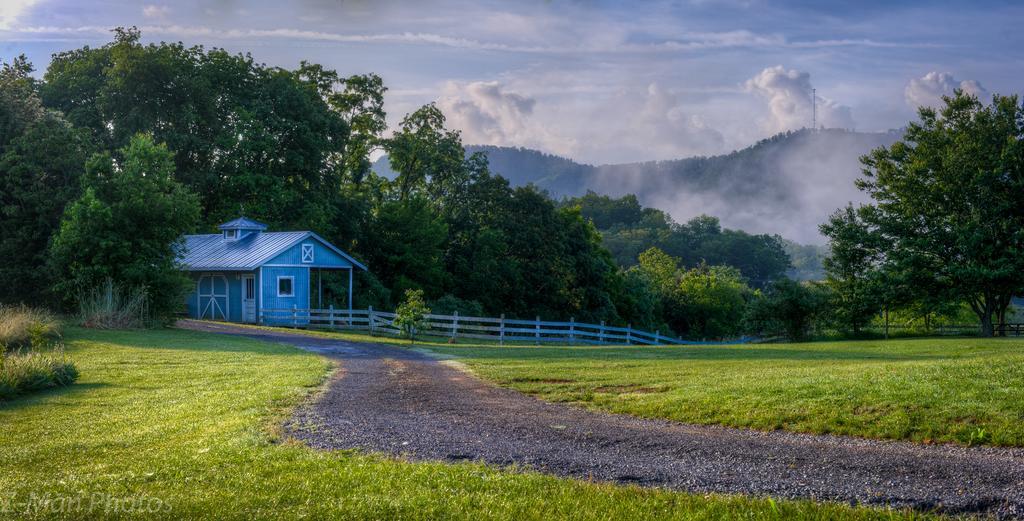Blue Mountain Mist Country Inn Sevierville Eksteriør billede